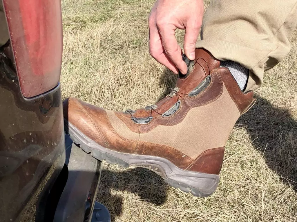 Adjusting the fit on LL Bean Kangaroo Upland Boots with Boa Fit System.